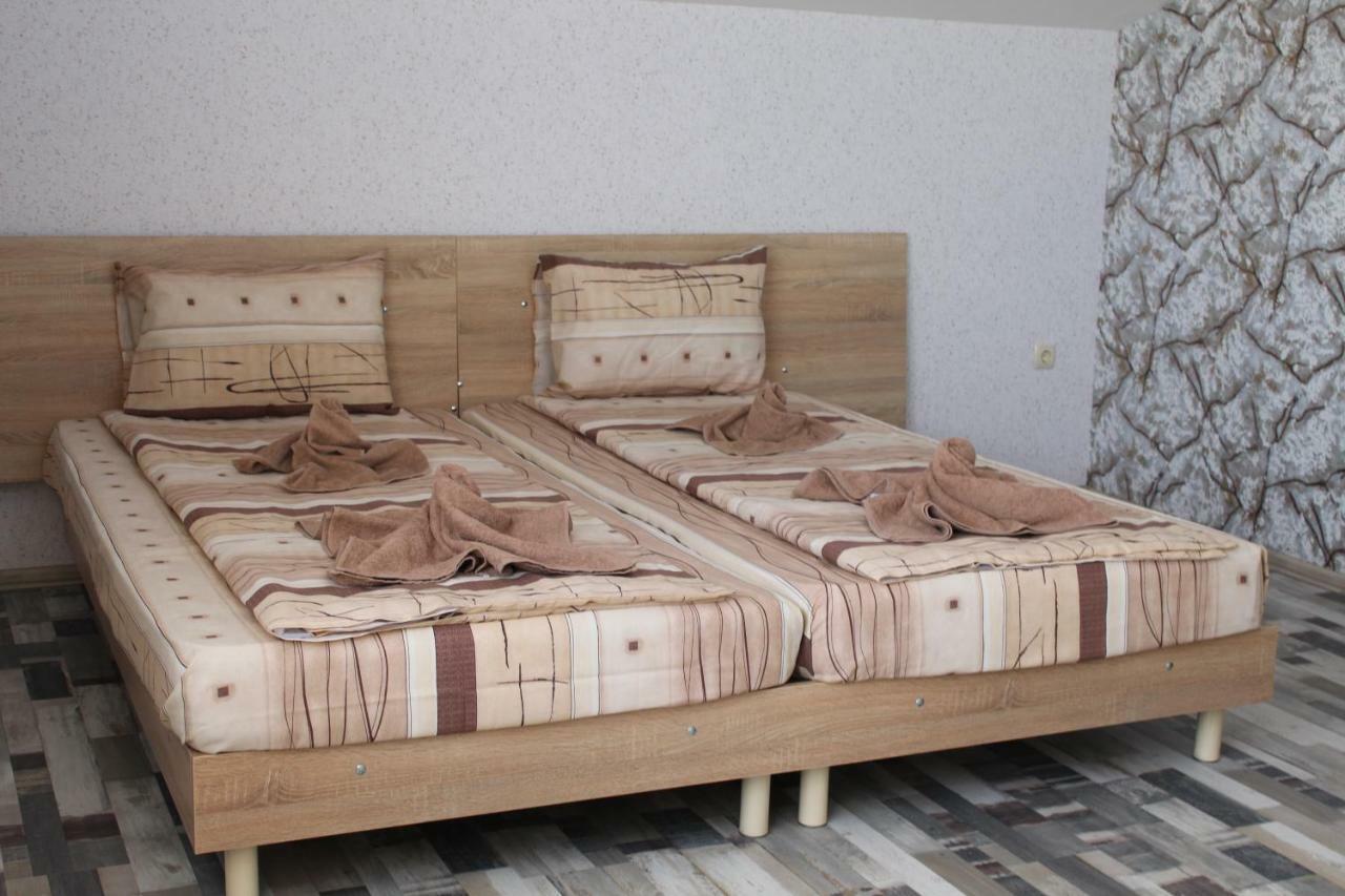 Guest House Valiland Bŭlgarevo Eksteriør bilde