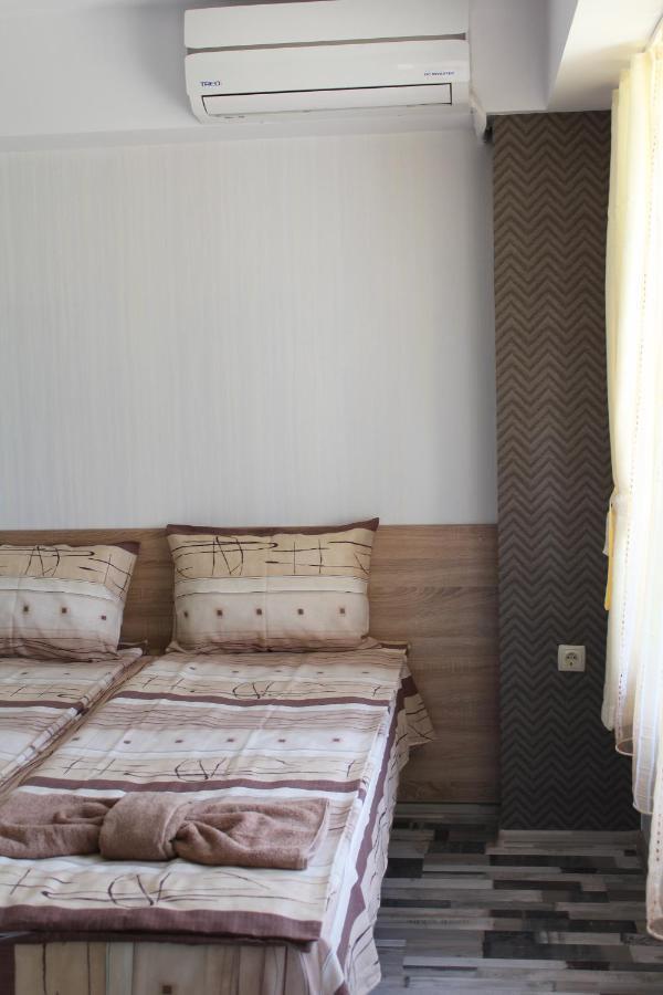 Guest House Valiland Bŭlgarevo Eksteriør bilde