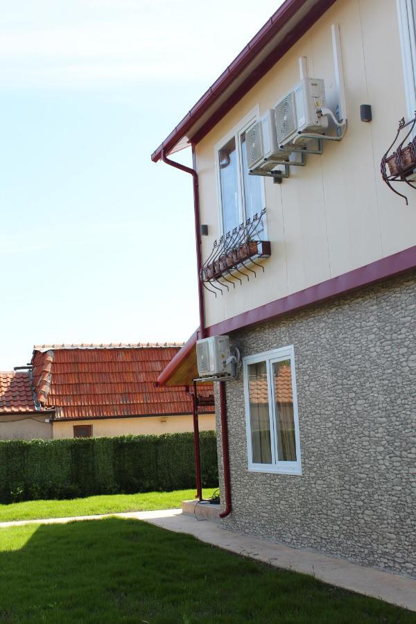 Guest House Valiland Bŭlgarevo Eksteriør bilde